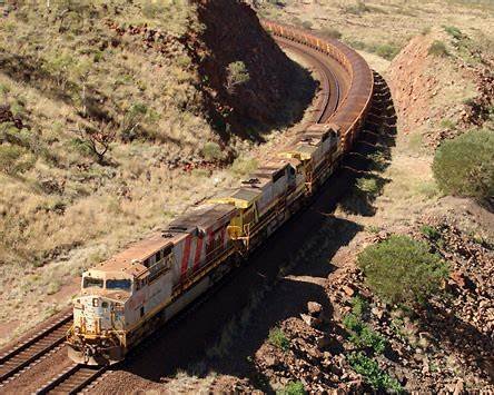 prashantakerkar's tweet photo. Autonomous mining trains technology.

Business technology collaboration partnership with Tech mining cos will facilitate mining operations (Iron,Coal) in our country.

Images from mine in Australia 

Thanking you, https://t.co/sHp8tlwJLV