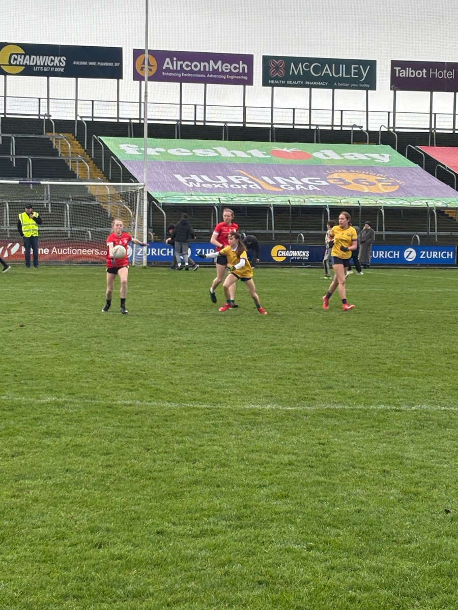 Lloyd Colfer tweet media