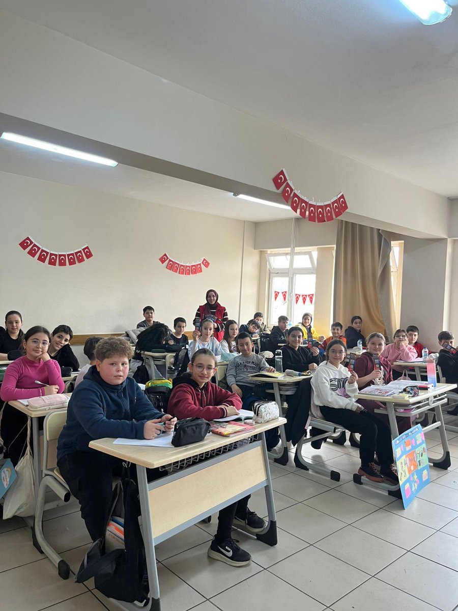 Geleceğin teknoloji yıldızları Deneyap’ta yetişiyor! 🚀
Deneyap Teknoloji Atölyeleri okul tanıtımlarında gençlerimizle buluşmaya devam ediyoruz. 
✅Vehbi Günaştı İlkokulu
✅Cezzar Mustafa Ersin Ortaokulu
✅Çorlu Anadolu İmam Hatip Lisesi Fen ve Sosyal Bilimler Proje Okulu