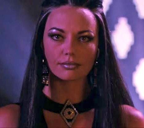 jadefanmk's tweet photo. Lmao. This is so terrible 
Even the silly 90s version is better. https://t.co/PeVEJKFxhQ