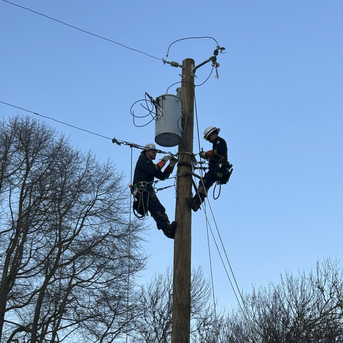 Rhode Island Energy tweet media