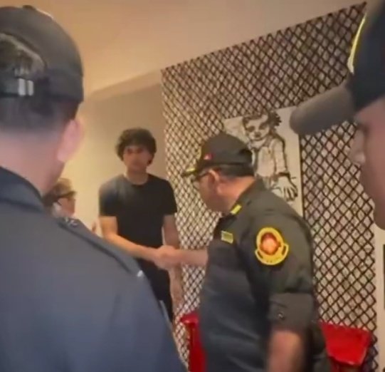 Cholos protestando / blancos asesinando