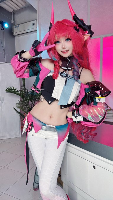 Twitterのコスプレ画像5