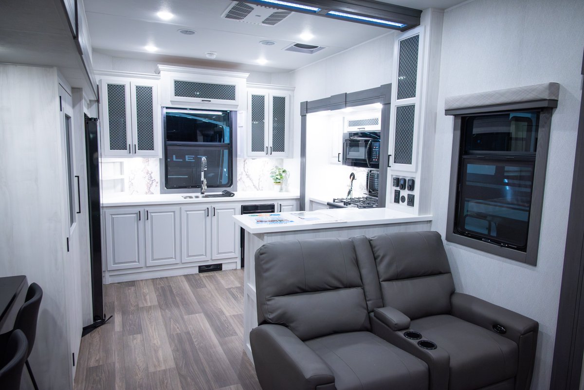 PA Farm Show Complex tweet media