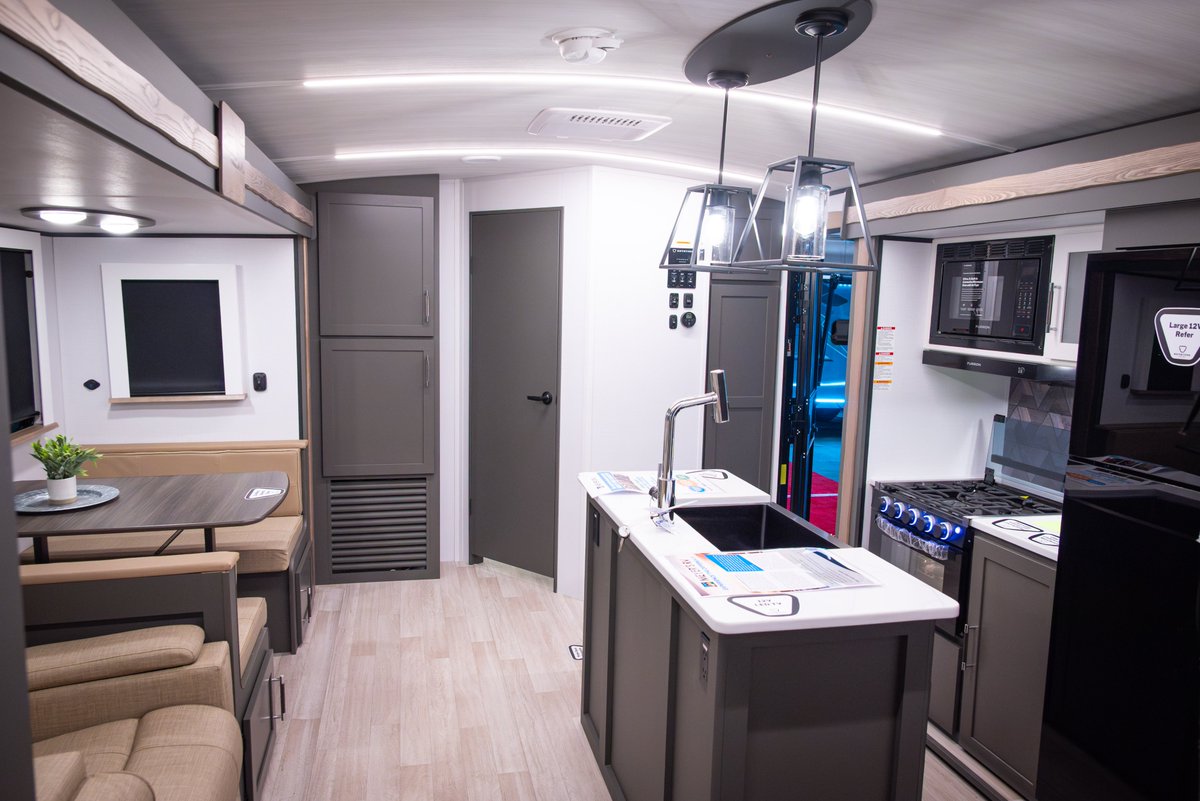 PA Farm Show Complex tweet media