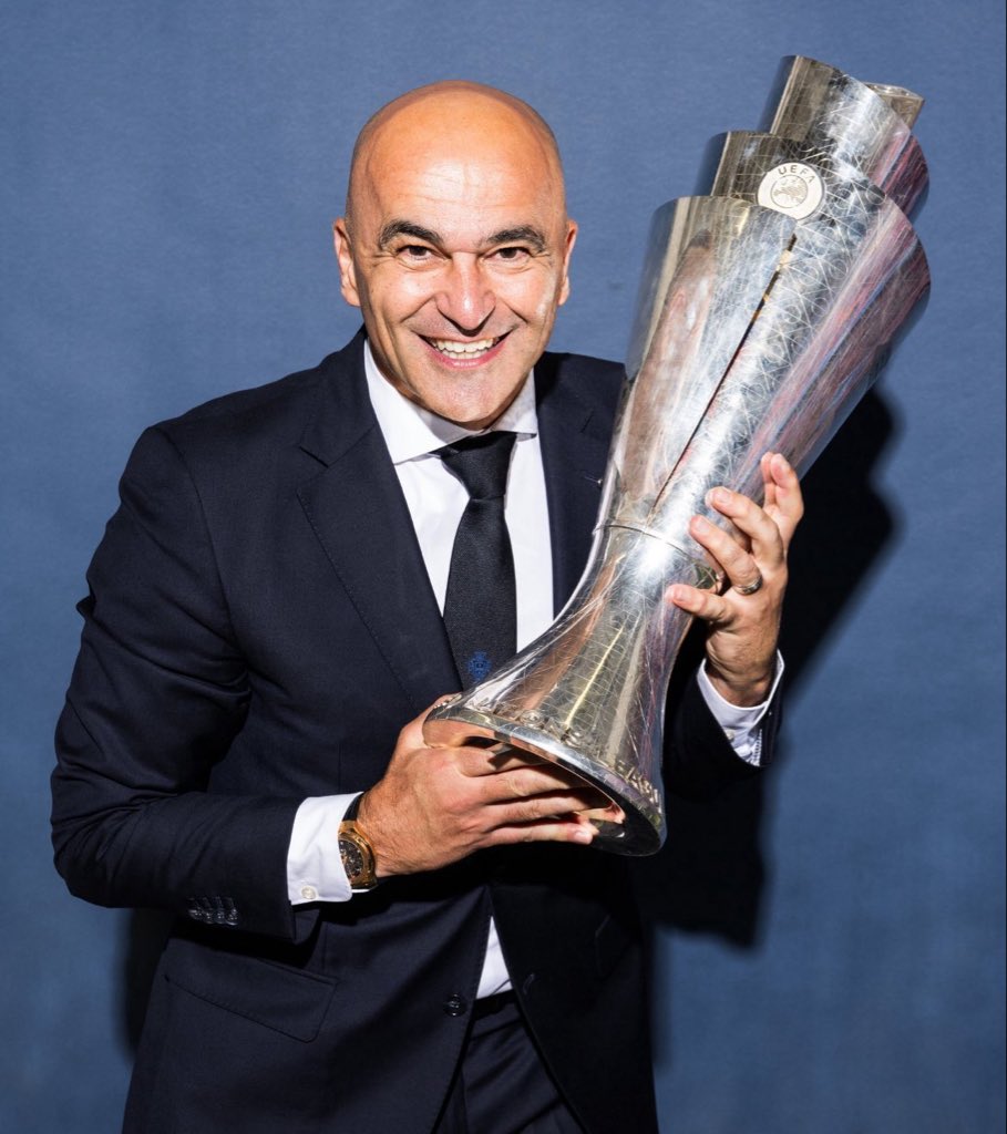 🚨 BREAKING: 

Manchester United have internally discussed Roberto Martínez as they create their shortlist for the next permanent head coach.

[<a href="/JacobsBen/">Ben Jacobs</a>, <a href="/UnitedStandMUFC/">The United Stand</a>]