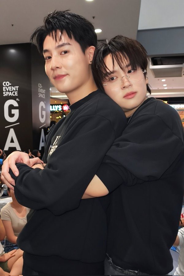 At the end of the day, a few disrespectful comments must mean nothing. What matters is them, only them, their bond and all #WinWind who support them
❤️#SailubPon❤️