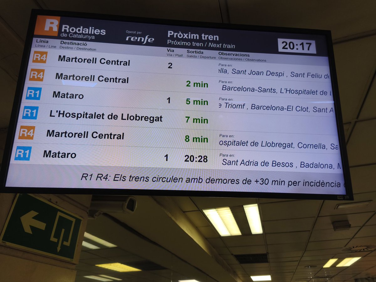 plegarpaper's tweet image. Avui que toca...i paguem impostos per aquesta #merda
@AfectRodalies
@sindicdegreuges 
@CatalunyaRadio 
@3CatInfo 
@Europarl_ES 
@Europarl_CAT 
@putarenfe
@putarodalies