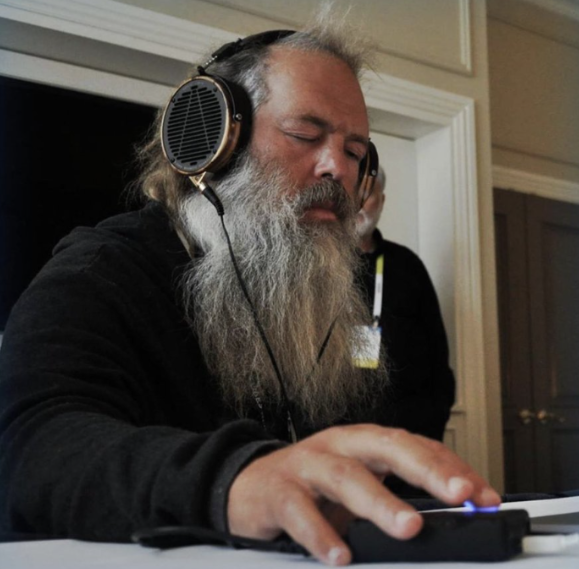  Q-Cap  tweet media