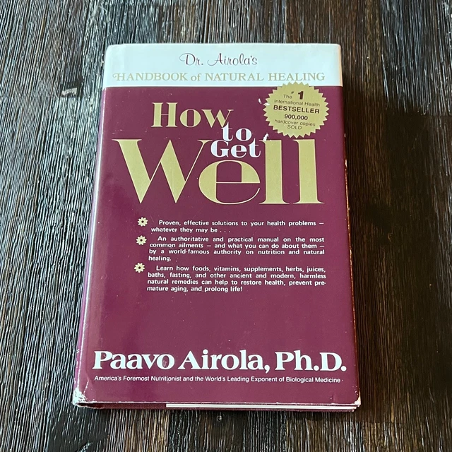 ii7xv_'s tweet photo. في عام 1974، هذا الرجل كتب كتاب كانت شركات الأدوية تتمنى إنك ما تكتشفه.

قال إن أغلب الأمراض تبدأ من 3 أطعمة بيضاء، وممكن تنعكس بدون أدوية.

إلى اليوم، يُدرَس من أطباء وأخصائيي تغذية ومعالجين طبيعيين حول العالم.

وهذي 9 قواعد حاولوا يخفونها: https://t.co/VCh2oAdhQA