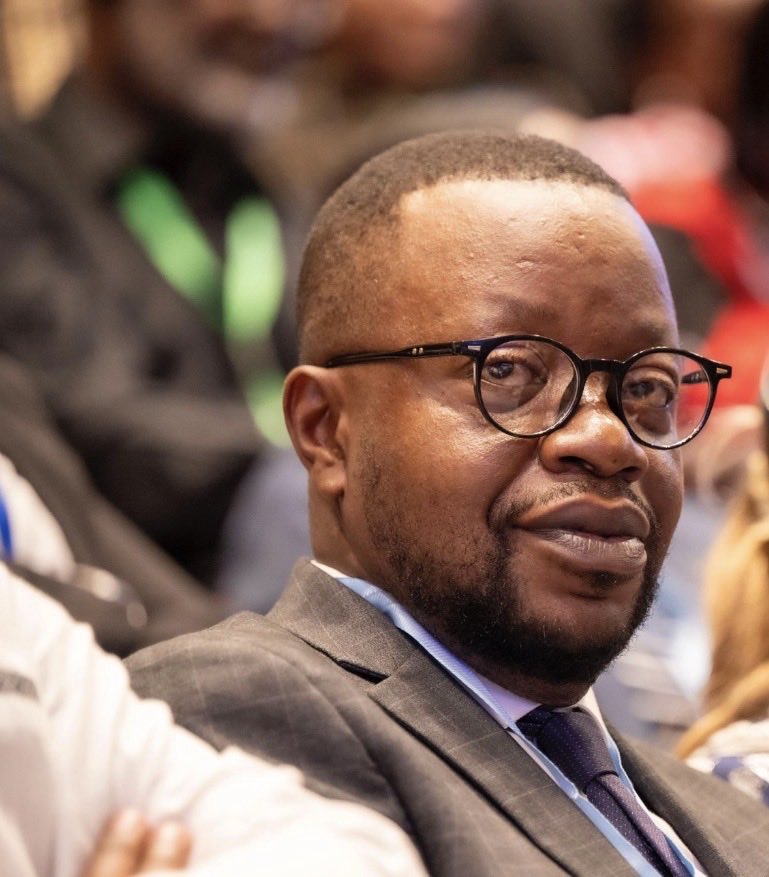 Prezo tweet media