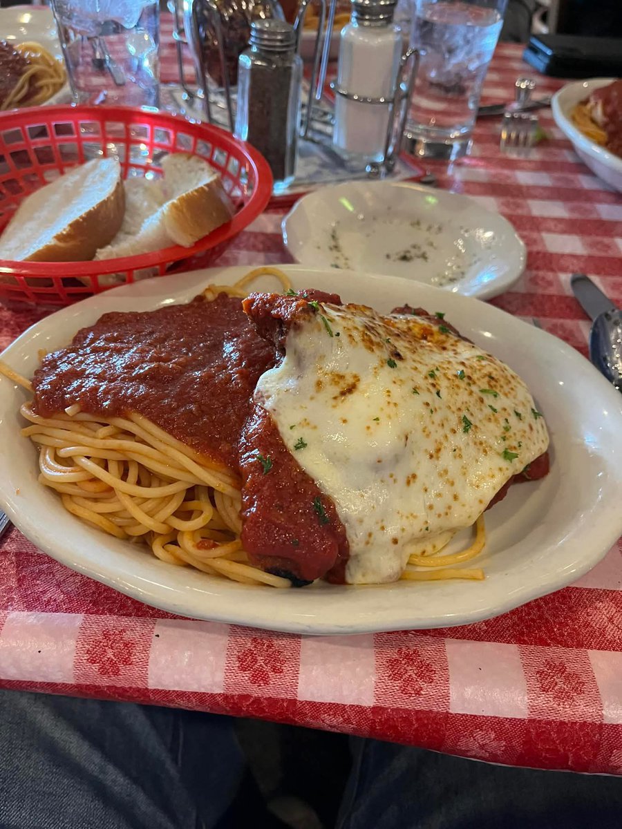 Tioeden's tweet photo. @Buccigross Chef’s Buffalo, NY. It’s a must have!! https://t.co/qlSTPzUeBX