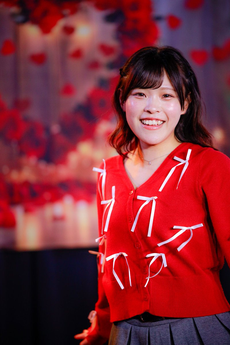 naniwanofuraybo's tweet photo. 2026.2.26
イロハサクラ定期ライブ
A-KUKANにて
そこにはラッピングされたにこちゃんがいました!
それは最高のバレンタインプレゼントになりました!
もう嬉しすぎて嬉しすぎて!
💕💗💕
#AKUKAN
#イロハサクラ
#菅原にこ
#定期ライブ
#にこちゃん見つかろう企画 https://t.co/sFvXMaCMMt