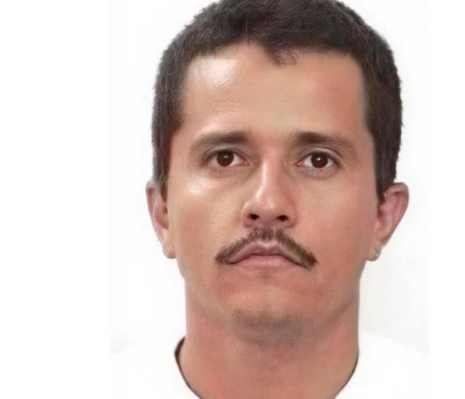 #Urgente 

Fuentes especiales en #Mexico confirman que el Rector, Walter Mazariegos, de la "Universidad de Sancarlos de Guatemala" (USAC) RECIBIO finaciamiento del Cartel Jalisco Nueva Generacion para poder cooptar la universidad.