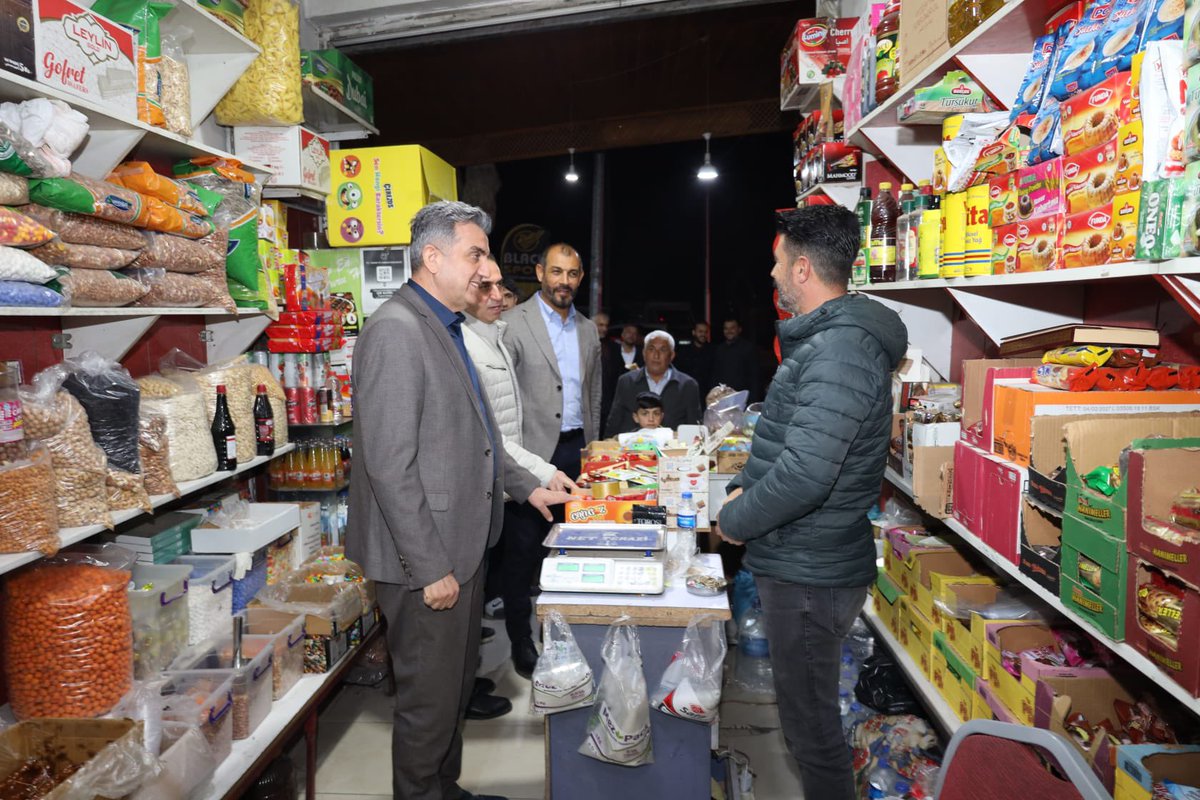 Esnafımızın duası, memleketimizin bereketidir…

İl Başkanımız Mehmet İlhami Günbeği, İlçe Başkanımız Süleyman Elgün, Gençlik Kolları Başkanımız Salih Aldeniz ve il–ilçe teşkilatımızla birlikte Eyyübiye’mizin kıymetli esnaflarını ziyaret ettik.

Birlikte üreten, birlikte büyüyen