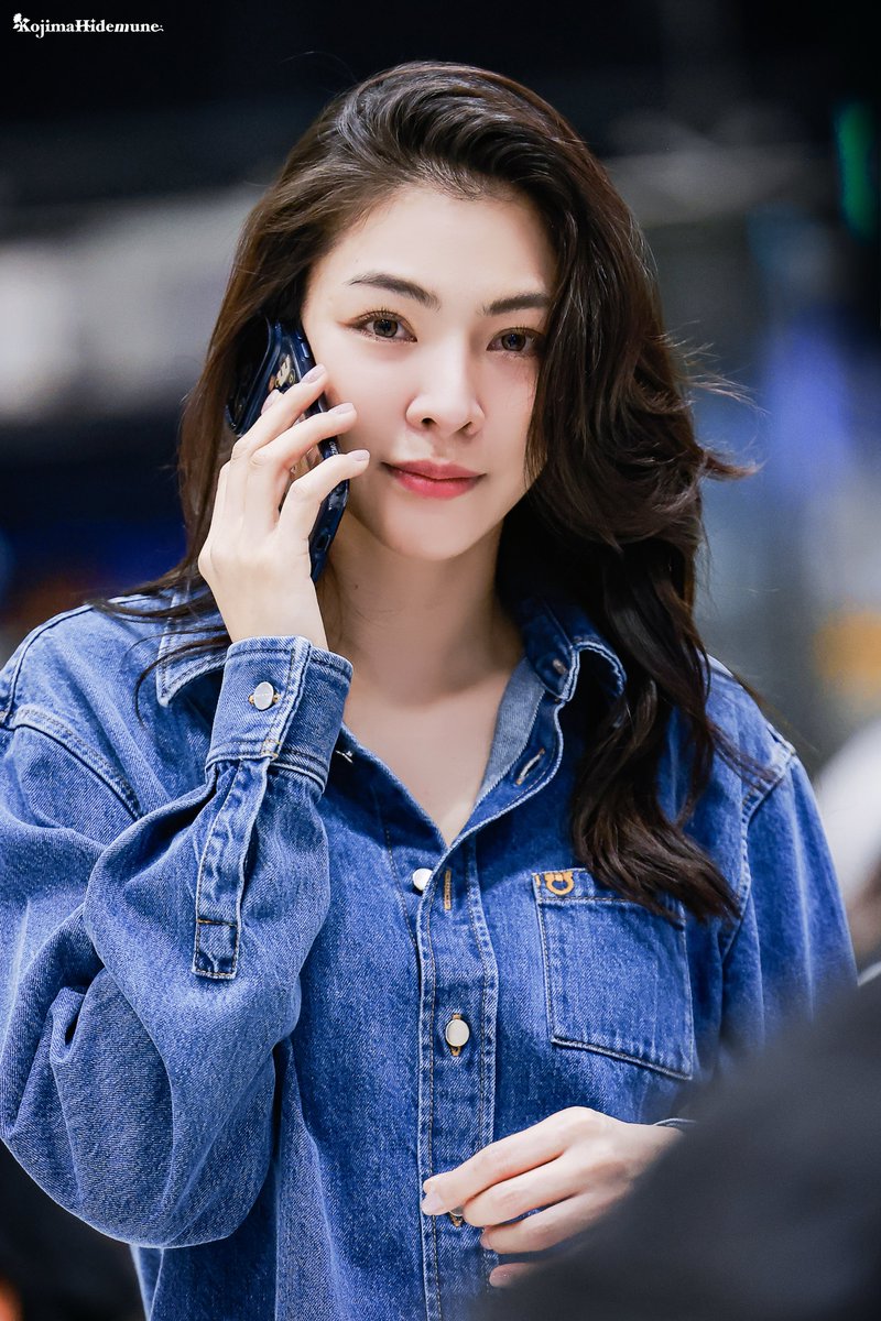 KHidemune00's tweet photo. 𝟐𝟎𝟐𝟔𝟎𝟐𝟐𝟕 𝐁𝐊𝐊 𝐭𝐨 𝐌𝐗𝐏 𝐃𝐞𝐩𝐚𝐫𝐭𝐮𝐫𝐞 🛫

@malisorn00  @Ferragamo 

#FayeInMFW #FayeXFerragamo
#FerragamoFW26 #Ferragamo
#FayePeraya #ฝ้ายพีรญา https://t.co/2G4mqbfUFa