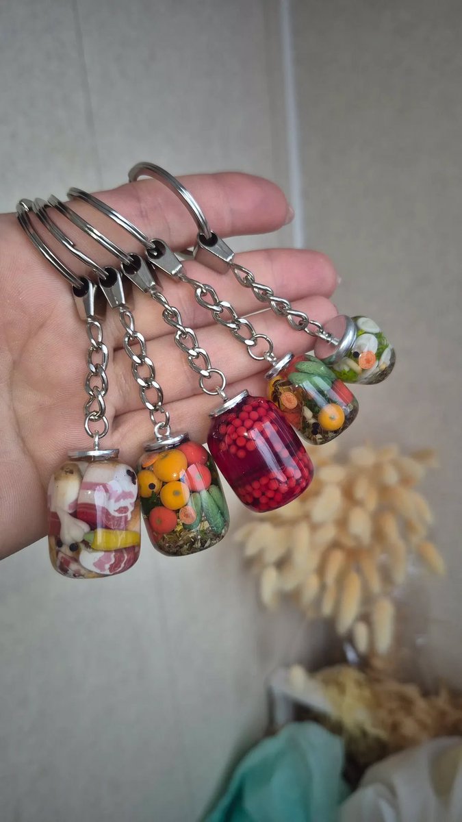 ґаздині і ґазди, кому?