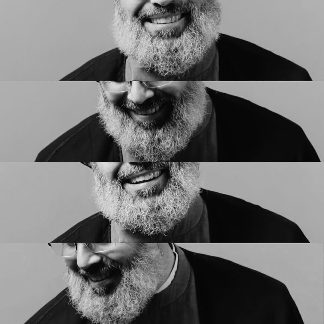 نورٌ هاشِميٌّ من سلالةِ المُصطفَى المُختار ..