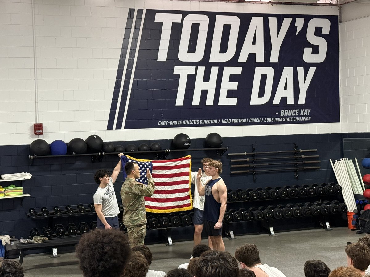 CGTrojanFB's tweet photo. Finished our winter workouts last night with a great team workout.  Followed it up with JJ Gleason (CG Lacrosse athlete) taking his oath of office for the US Army!  What a great day to be an American and a Trojan!  #GodBlessAmerica #Culture https://t.co/ZdAV5wxFZY