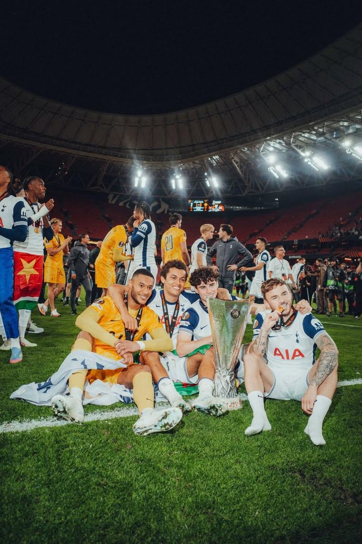 Richlyrichard tweet media