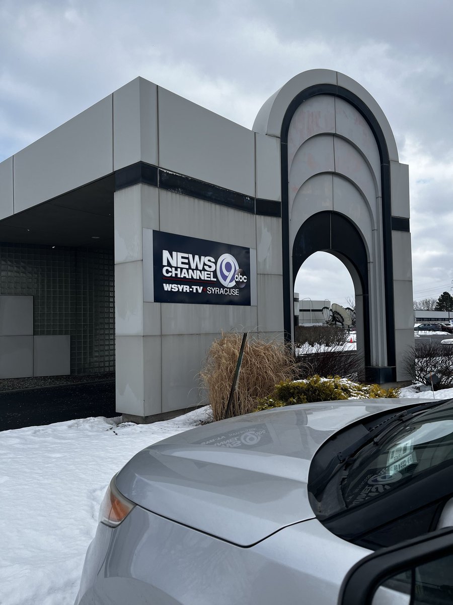megacker29's tweet photo. I’m here at @NewsChannel9 to chat with @JimTeskeNC9 about a new Syracuse weather record! Learn more about how it was broken in my story coming later today.

#BDJ3422 https://t.co/ju9CNqqOML