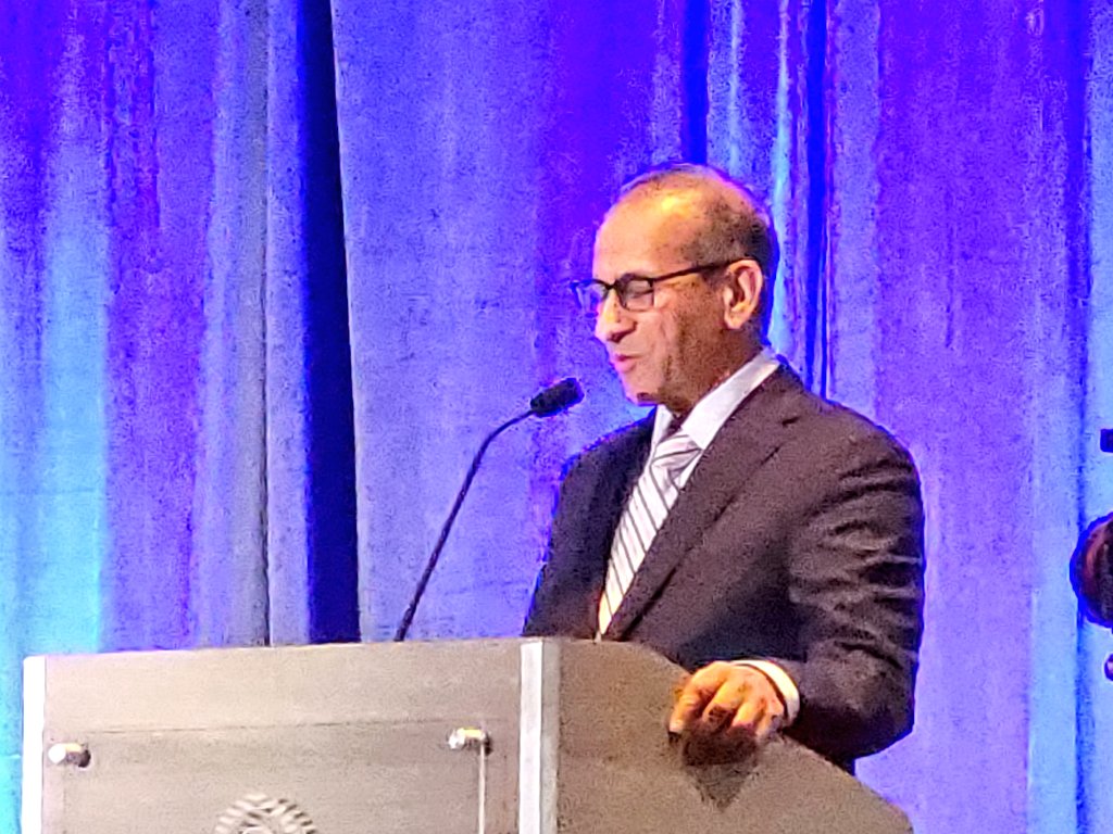 sufuorg's tweet photo. Congratulations, @SandipVasavada, for the Distinguished Service Award!

Continuing service to us with tips on #Communication

#SUFU26 https://t.co/nSPlssenDy