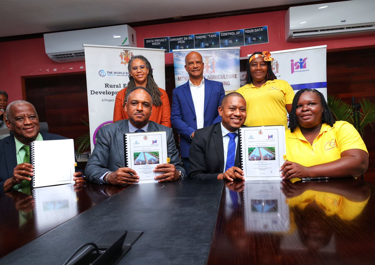 Floyd Green tweet media