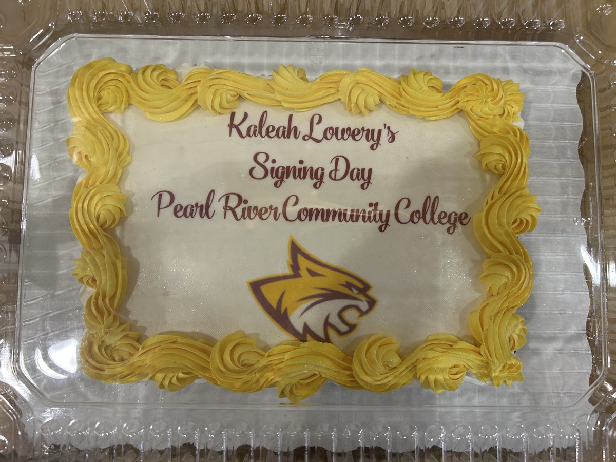 St. Martin Lady Yellow Jackets 🏀 tweet media