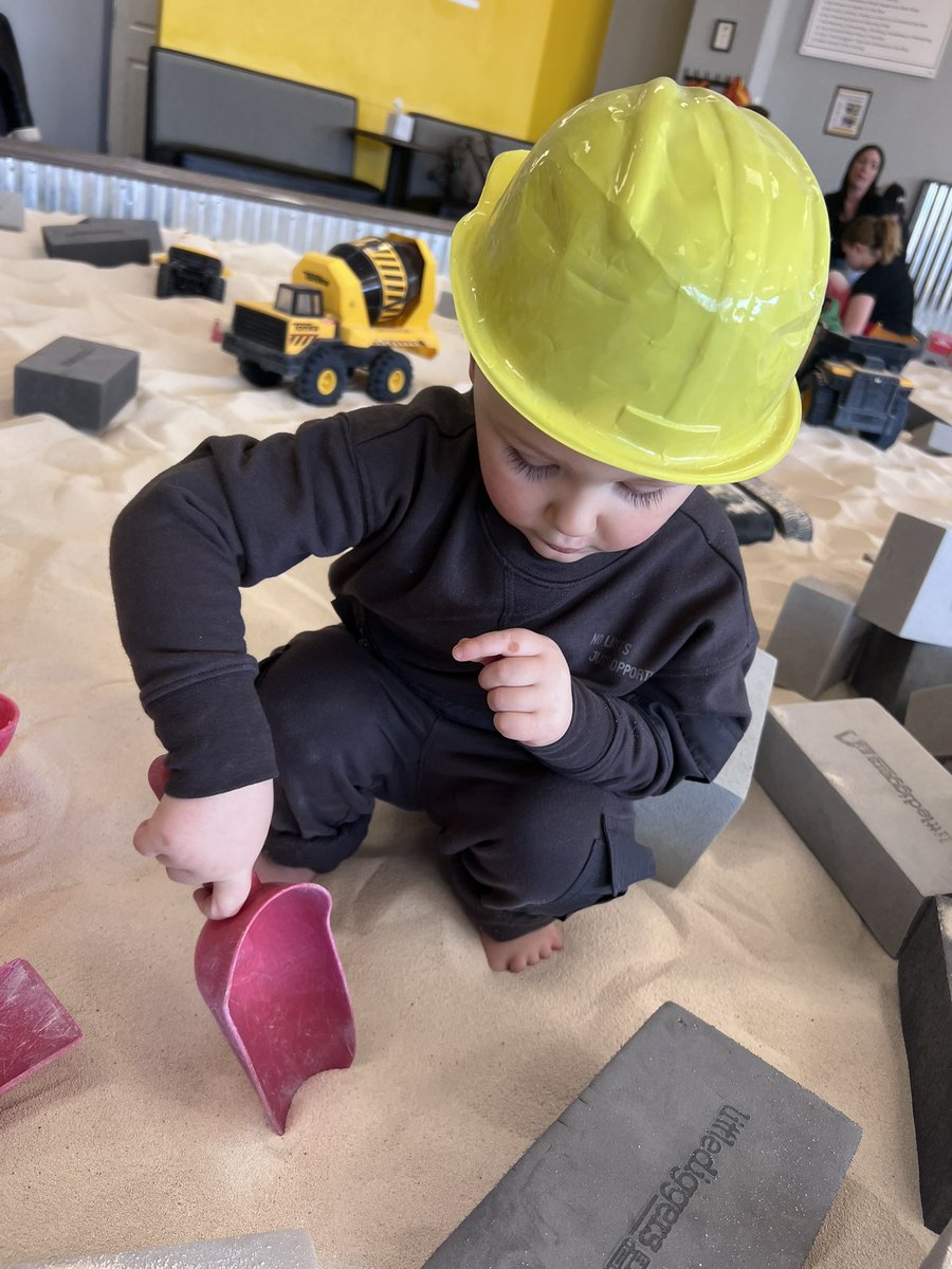 DJ_D_Henz's tweet photo. β οΈπ§π¦Ί
#LittleDiggers https://t.co/zoZbyZCz4d