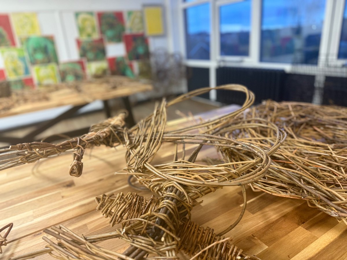 WoodchurchRoad's tweet photo. Crew 5 bringing nature and creativity together 🌿🐝 This week they’ve been willow weaving, carefully crafting pollinator sculptures for our Promise Garden. Hands busy, minds focused, and a beautiful reminder that small actions help ecosystems thrive. #BeautifulWork https://t.co/wPrLKcwxS1