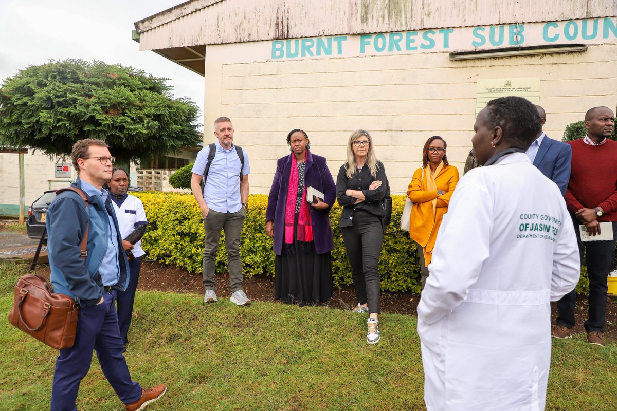 ampathkenya's tweet photo. Leaders from The @pfizer Foundation and AMPATH visited Burnt Forest Hospital &amp; @MTRHofficial  Chandaria Cancer and Chronic Diseases Centre to see the Integrated Model for Access, Retention and Advanced Breast Cancer Care (IMARA–BC) in action... https://t.co/x6qsiUhI20