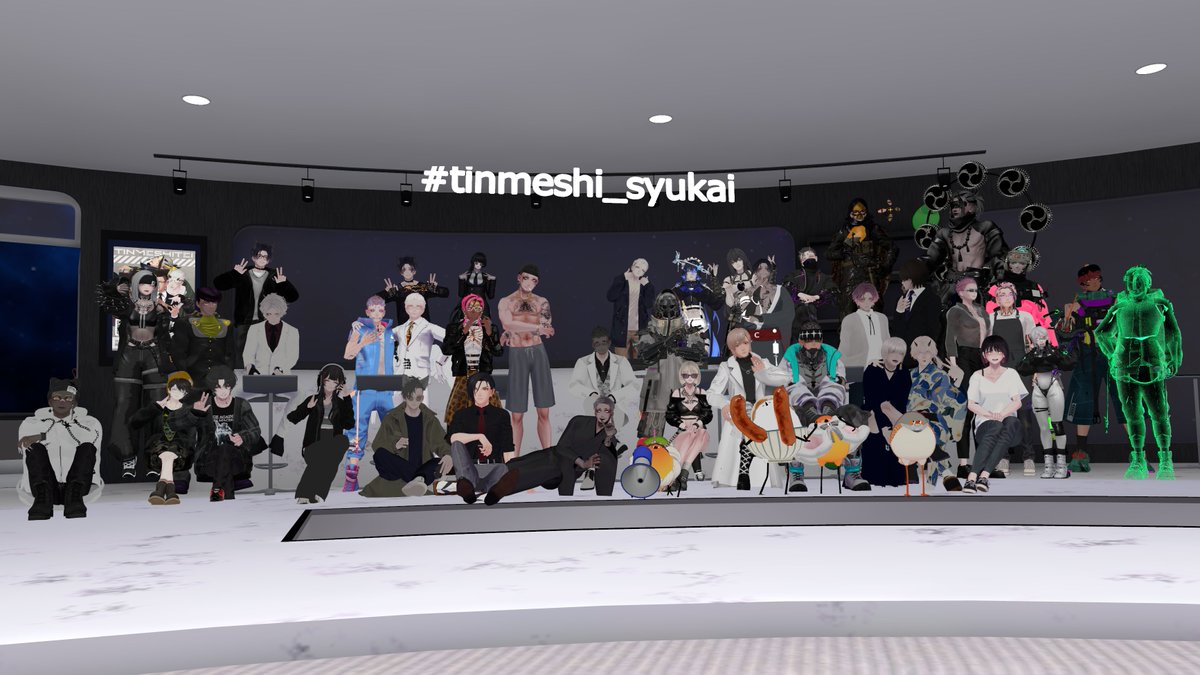 むら tweet media