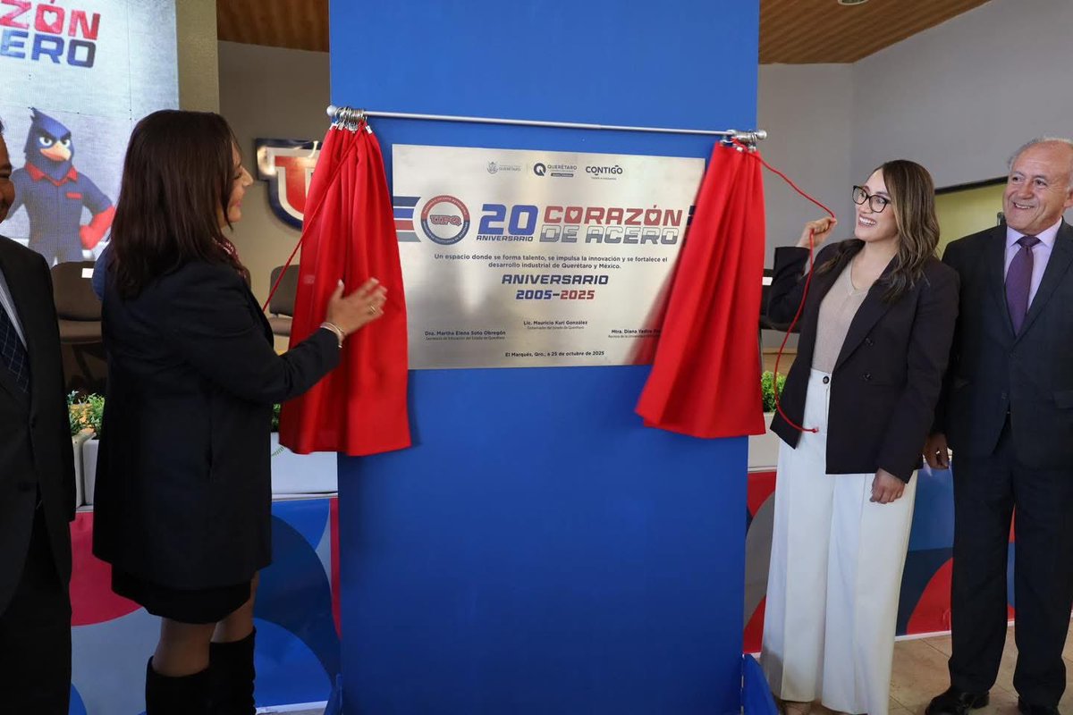 diputadavero's tweet photo. Acompañé a mi amiga y rectora Diana Pérez en la celebración del XX Aniversario de la Universidad Politécnica de Querétaro, una institución que ha formado generaciones con talento e innovación. @UPQoficial https://t.co/lYdPZL97BL