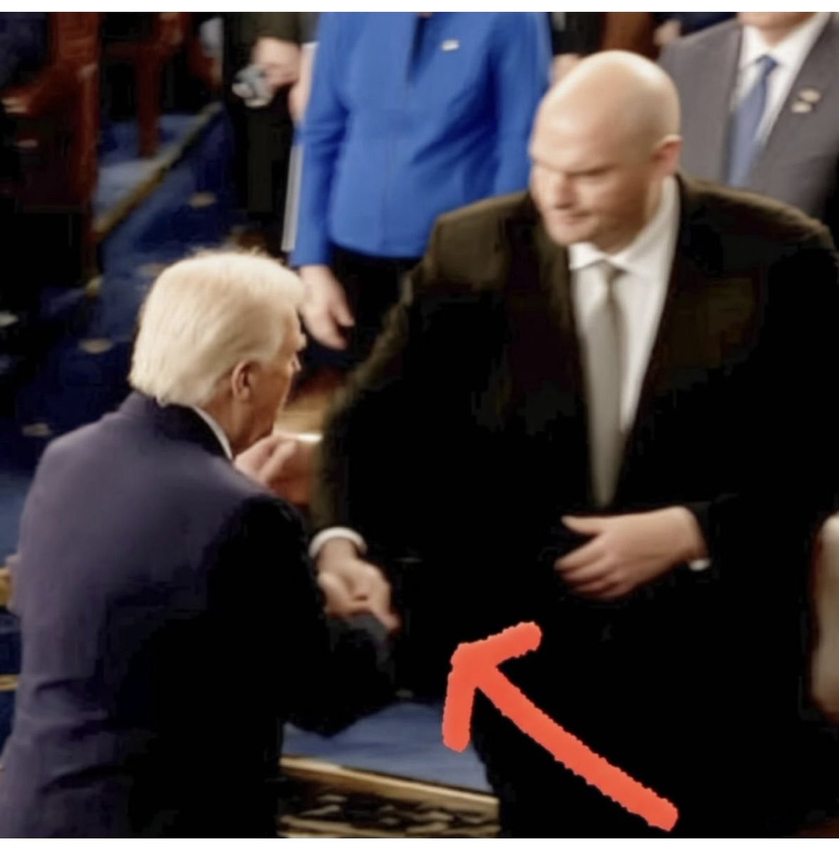 Senator John Fetterman…Living proof that a book
Shouldn’t be judged by its cover! Respect 🫡!!

✅didn’t boycott
✅dressed appropriately 
✅acted appropriately 
✅only Democrat to shake POTUS hand