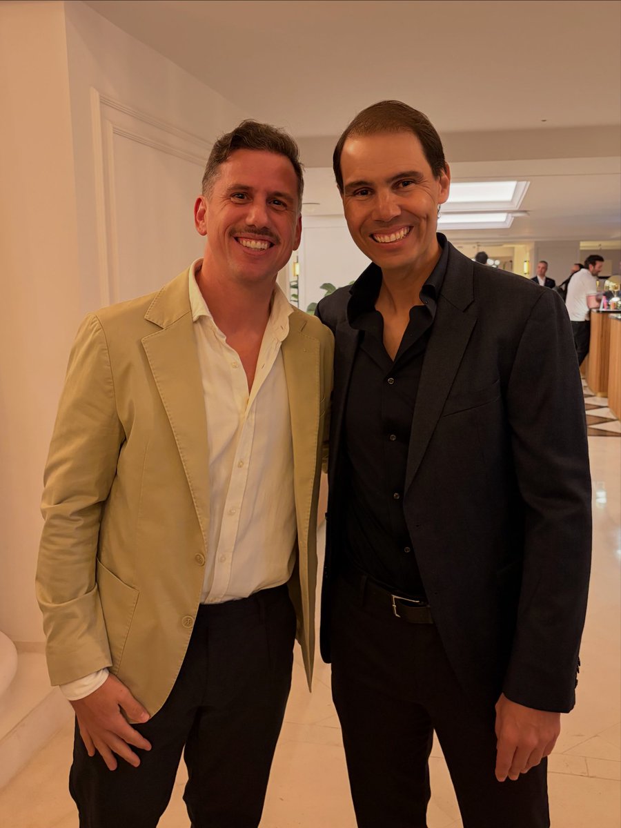 1-1 ( Tenis Vs Pádel) 🎾

Mañana desempatamos al golf <a href="/RafaelNadal/">Rafa Nadal</a> 😏⛳️