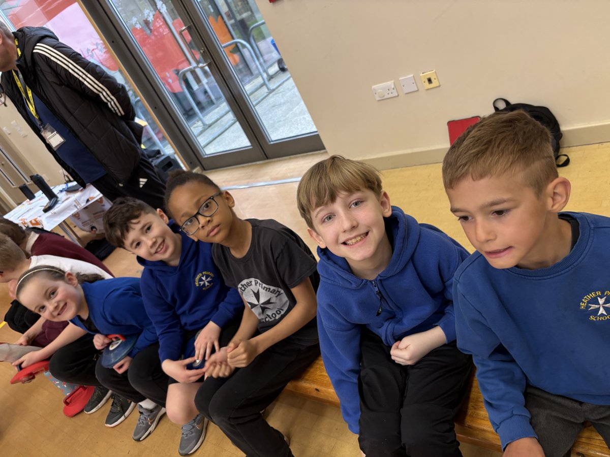 HeatherPrimarySchool tweet media