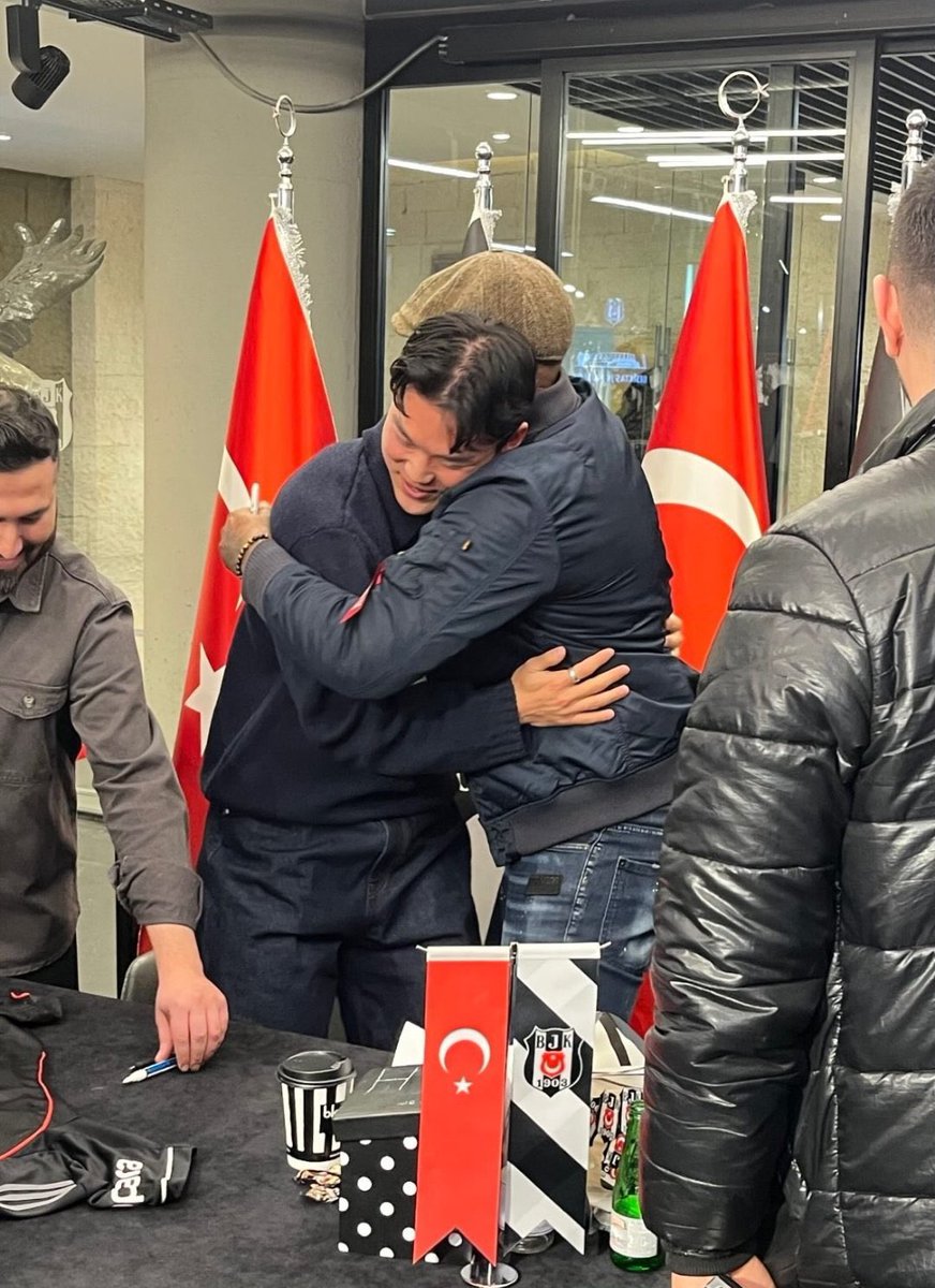 myseriousway's tweet photo. işte bu görüntüler beni ağlatır.. https://t.co/HPIIa9MraH