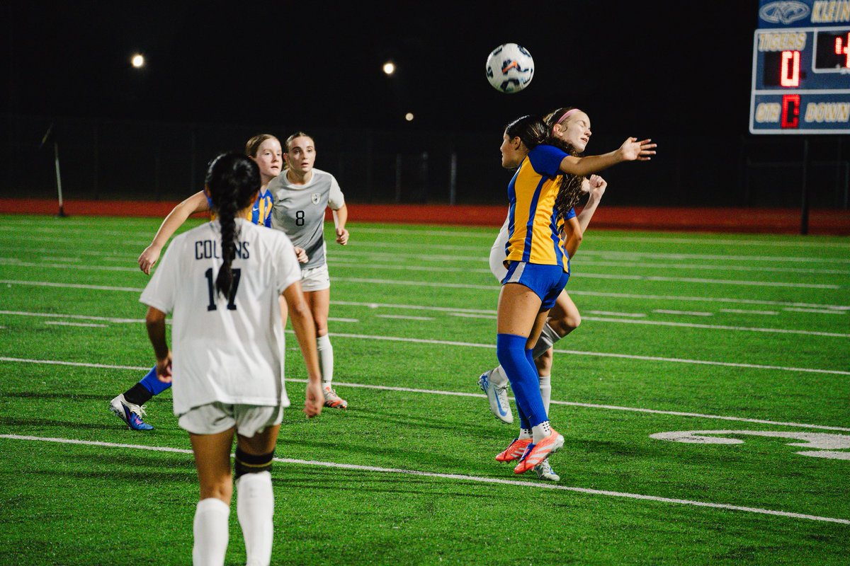 SophiaEhmke's tweet photo. Sideline Snaps π«°π½
πΈ IG @serranosportsshots
#varsity
#Kleinhighschool
#themothership
#bearkats https://t.co/CIlRf6qg7B
