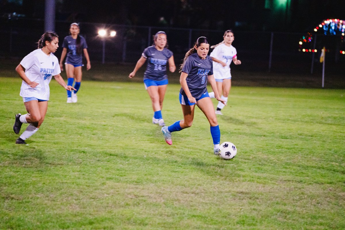 SophiaEhmke's tweet photo. Sideline Snaps π«°π½
πΈ IG @serranosportsshots
#varsity
#Kleinhighschool
#themothership
#bearkats https://t.co/CIlRf6qg7B