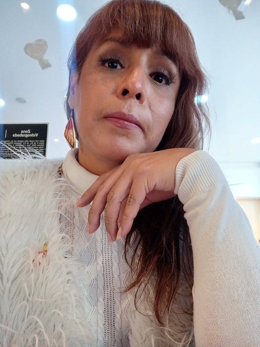 AnnaKrishna12's tweet photo. Saludos... https://t.co/FuBDDgDhyY