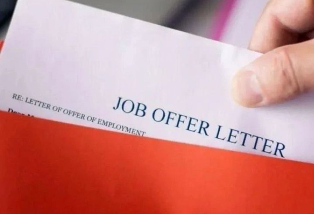 ZamakonkeK's tweet photo. May every job seekers receive such good news♥️🙏 https://t.co/zfP1zJrE5r