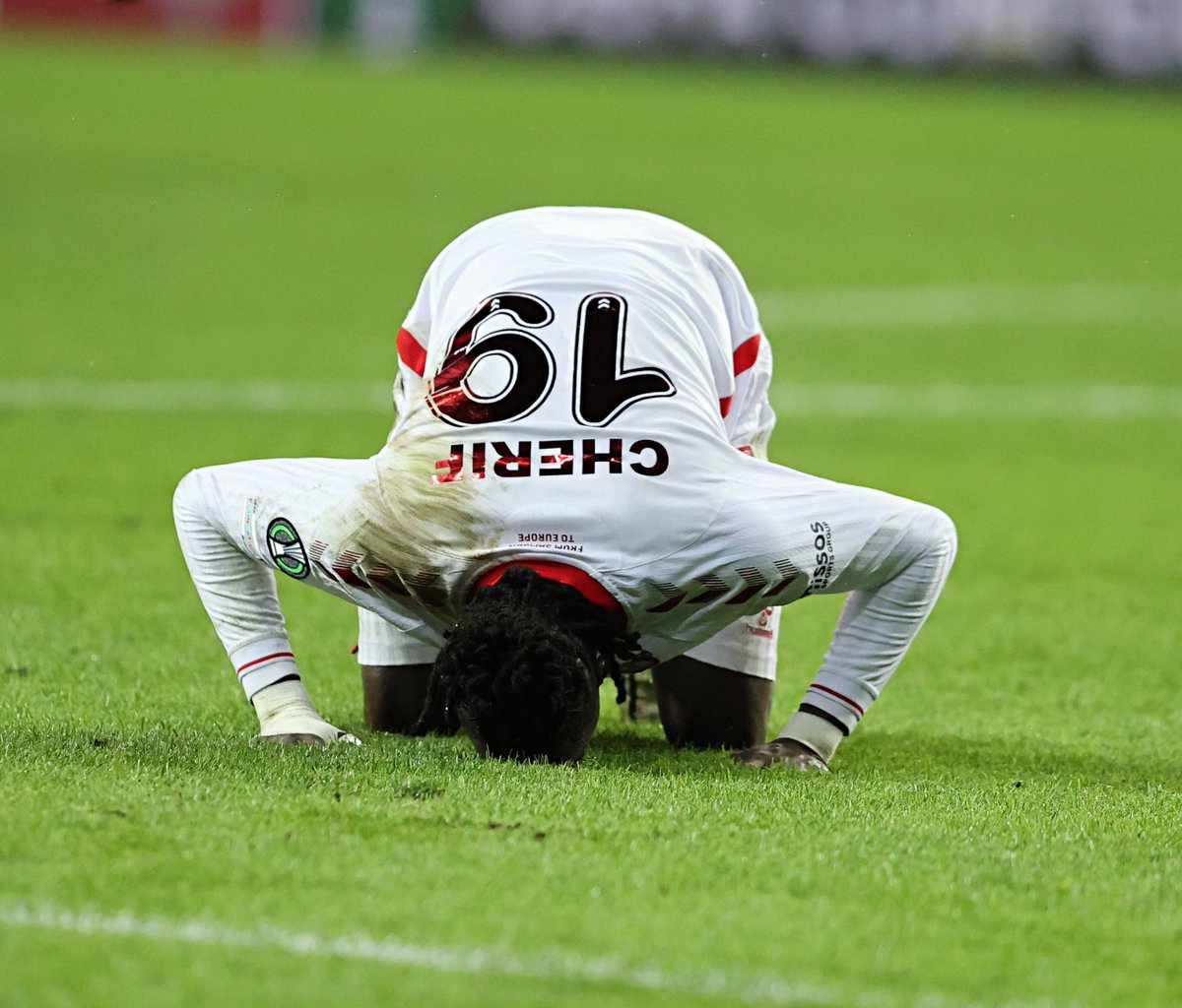 ofsaytcomapp's tweet photo. Avrupa kupaları tarihinde en az 10 maça çıkan Türk takımları arasında en yüksek galibiyet yüzdesi Samsunspor'a ait! 

🏟 20 maç
✅ 11 galibiyet 
▪️ %55 galibiyet yüzdesi 

(Opta) https://t.co/uRfstOYpx3