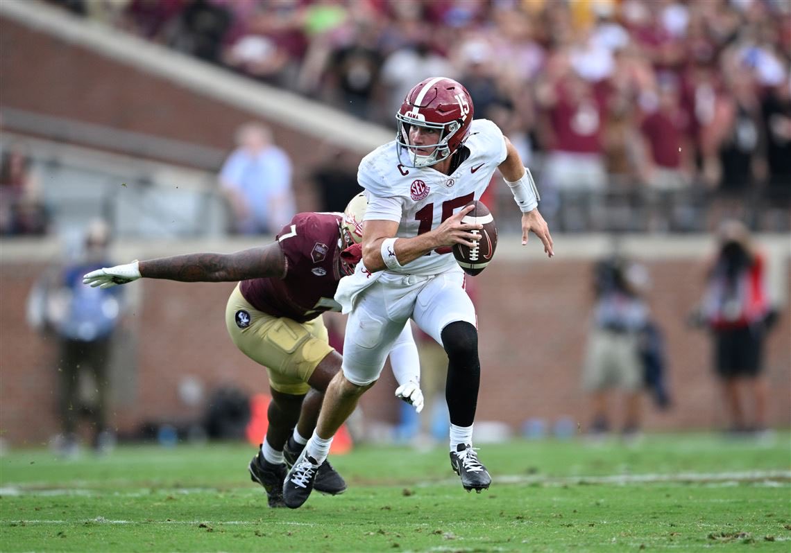 The #Steelers have met with <a href="/AlabamaFTBL/">Alabama Football</a> QB Ty Simpson.

- Very smart in his pre snap game. Able to figure out quickly what the defense is coming out in &amp; make the adjustments at the line.

- Love the pocket presence that I saw last season. Has a sound internal clock &amp; the