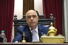 diariohoynet's tweet image. 🗳️🥼 #LLA | #ReformaLaboral 

LLA reabrirá el debate de las licencias médicas

El oficialismo insiste en revisar el sistema de licencias médicas y anticipa cambios en el Congreso.

diariohoy.net/politica/lla-r…