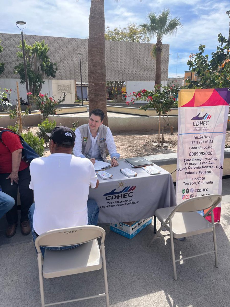 CDHEC's tweet photo. #BrigadasCDHEC El pasado 18 de febrero, él #Ombudsmóvil visitó el municipio de Francisco I. Madero donde personal de la Segunda Visitaduria Regional y la Visitaduria Itinerante montaron una Brigada en la que dieron a conocer a la ciudadanía los servicios que brinda la #CDHEC. https://t.co/ZTFeqLdUdM