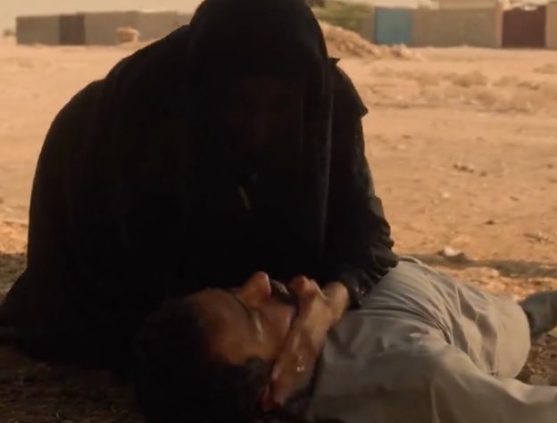 يمهههه مره يحز…. دقيقه هي ماسكه خده؟؟