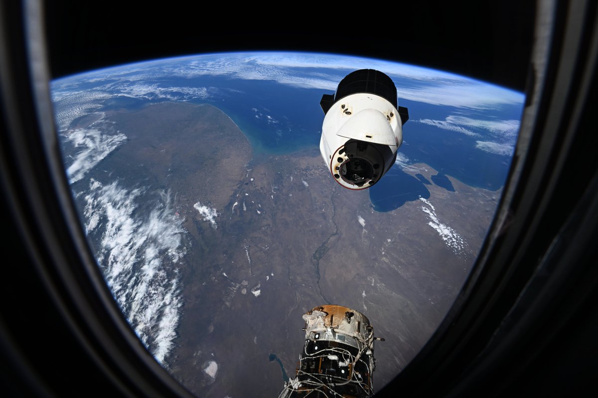 Jessica Meir tweet media