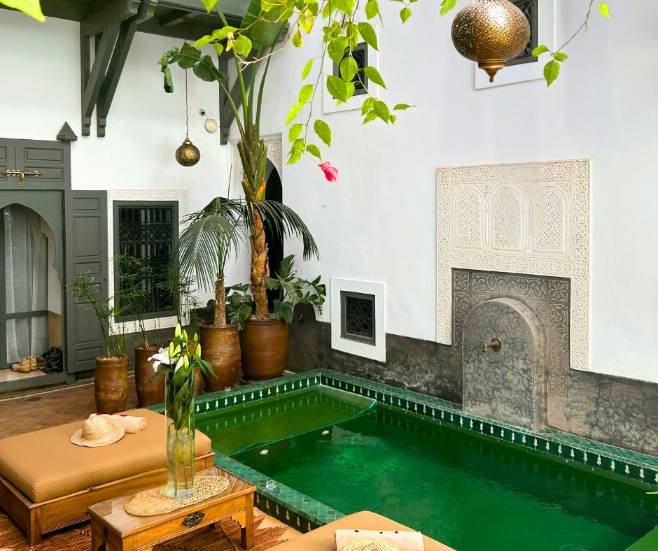 badiadesigninc's tweet image. Turn your home into a private spa retreat ⛲️ It is that quiet luxury where Moroccan design meets deep exhale. Inspired? We can help you create this vibe at Badia Design. 🧖🏽‍♀️✨

#PoolsideDesign #SpaDesign #MoroccanDesign #BadiaDesign