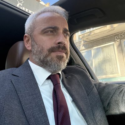 eroglu_0555's tweet photo. #YeniProfilResmi https://t.co/Yc7DkTUecb