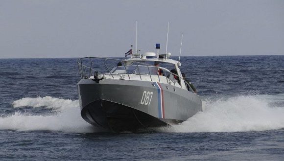 #Cuba | Continúa investigación sobre agresión armada en cayo Falcones,  Villa Clara. Se neutralizó lancha rápida FL7726SH con 10 personas  armadas, detenidas por intento de infiltración con fines #Terroristas.  procedente de #EEUU <a href="/mariofsabines/">Mario Sabines Lorenzo</a> <a href="/odacuba/">Odalys Miranda</a> <a href="/AnaGonzlezGoic1/">Ana González Goicochea</a>